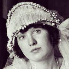 Daisy de Melker Young